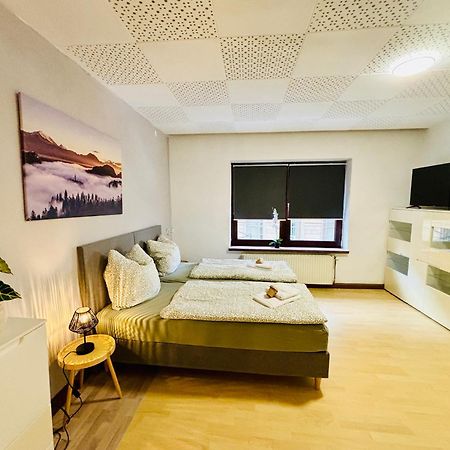 Harmony - Ganzes Appartement 3 Schlafzimmer City Meiningen Buitenkant foto