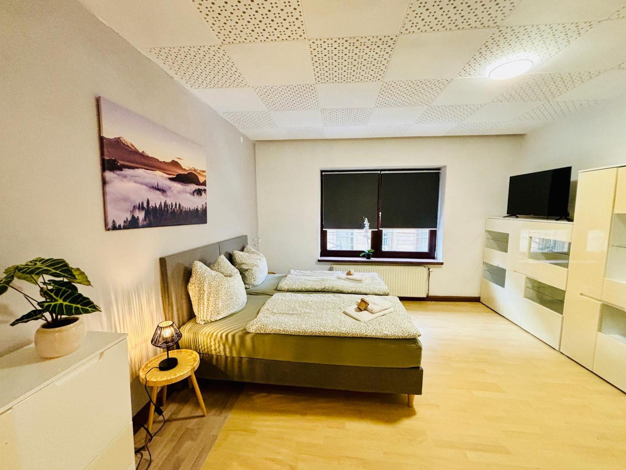 Harmony - Ganzes Appartement 3 Schlafzimmer City Meiningen Buitenkant foto
